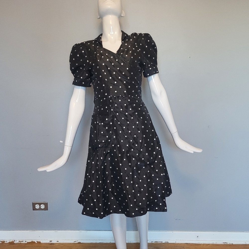 Modcloth Yumi Embroidered Polka Dot Wrap Dress, VGUC, Size L